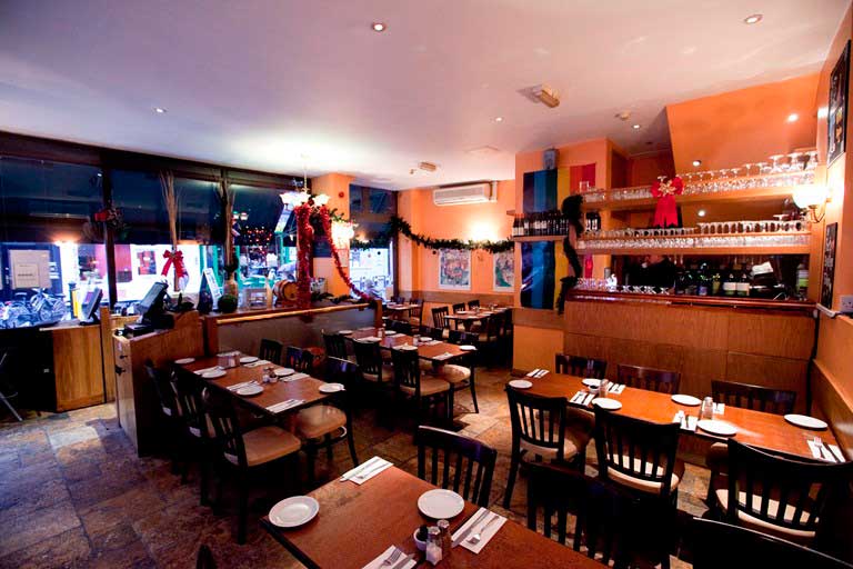 Crédito foto: http://www.bookatable.co.uk/bistro-1-frith-street-soho-chinatown-london?reviewspage=2