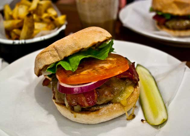 Crédito foto: http://fortheloveofburger.com/london/byron/