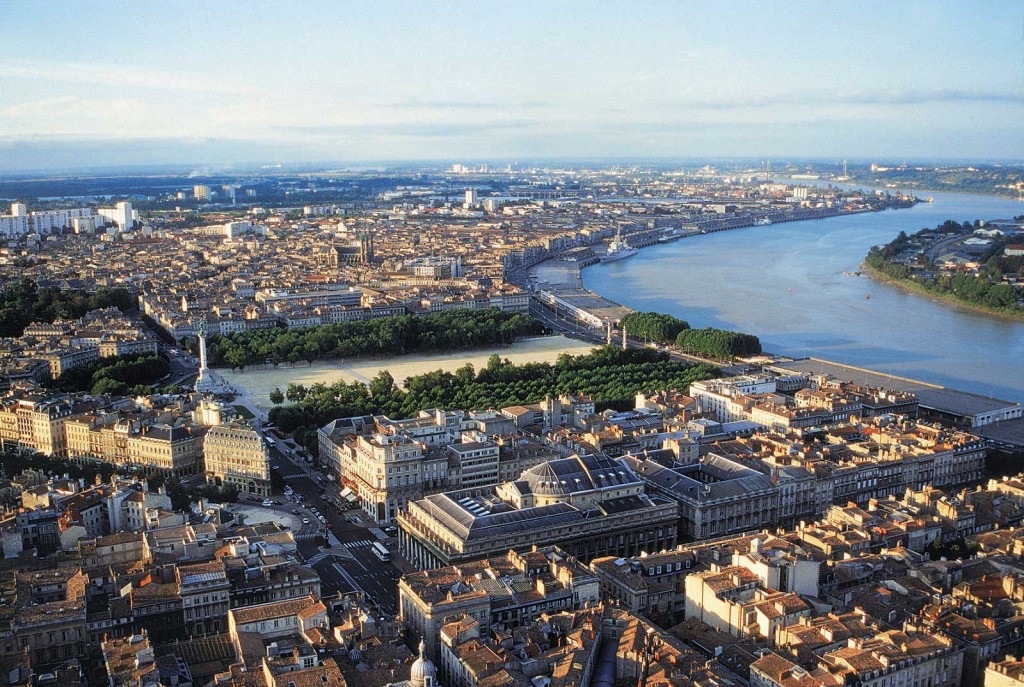 Bordeaux/ Crédito foto: http://travelwednesday.com/?cat=19