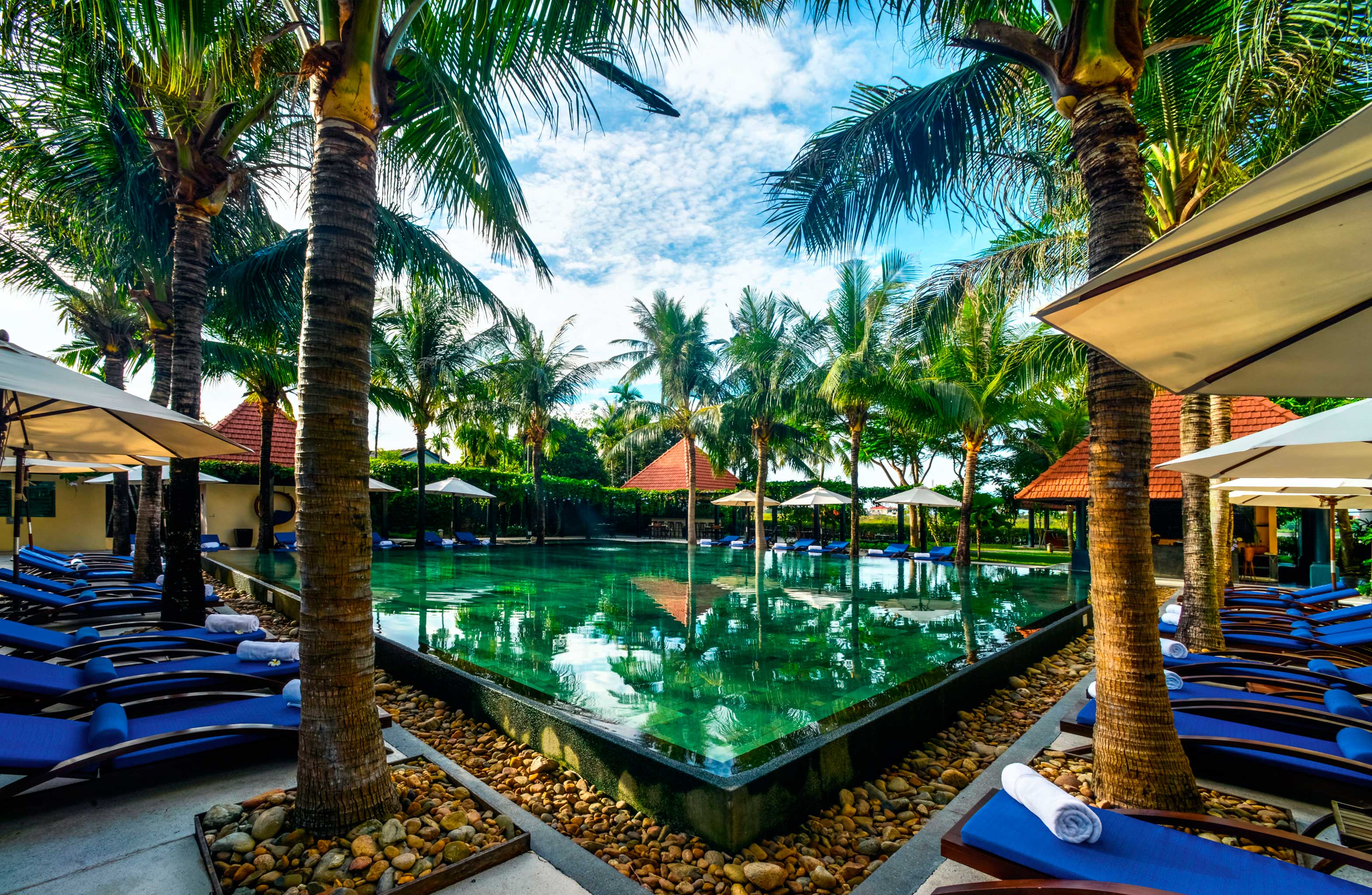 Crédito foto: https://www.jetsetter.com/hotels/hoi-an/vietnam/4215/anantara-hoi-an-resort