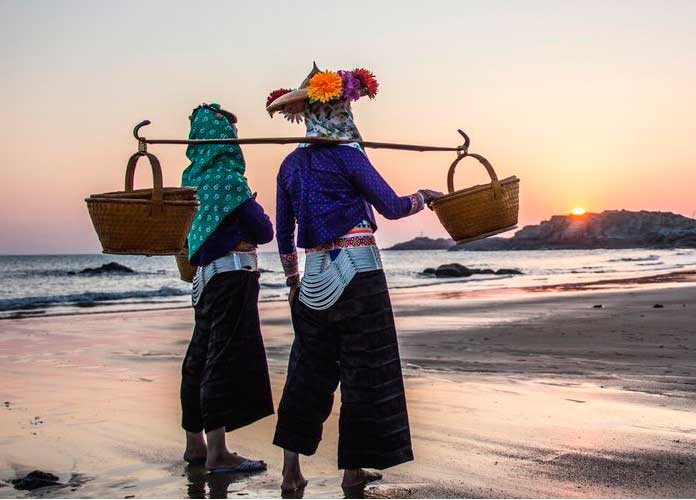 Crédito foto: https://www.jetsetter.com/photos/myanmar/mEhvV7I3/beach-sea-sunset-winter